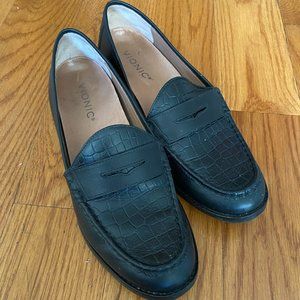 Vionic black women's loafers